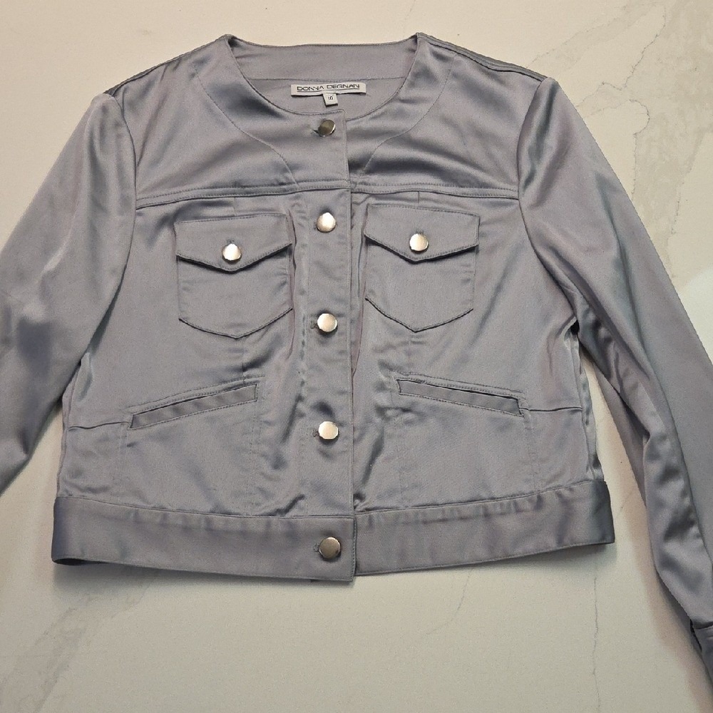 Donna Degnan Silver-Gray Collarless Snap Jacket - Picture 3 of 10
